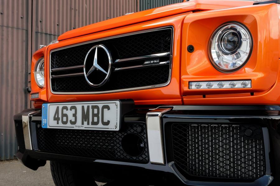 Детали экстерьера Mercedes-AMG G63 Colour Edition (W463) 2016 года  (UK) (фото 33 из 40)